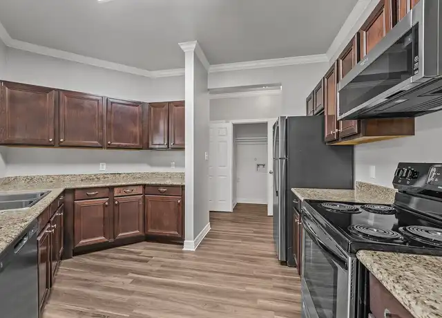 Property at The Woods Apartments - 113 Magnolia Ln, Longview, TX, 75605, 1-3 bed, 1-2 bath, [object Object]