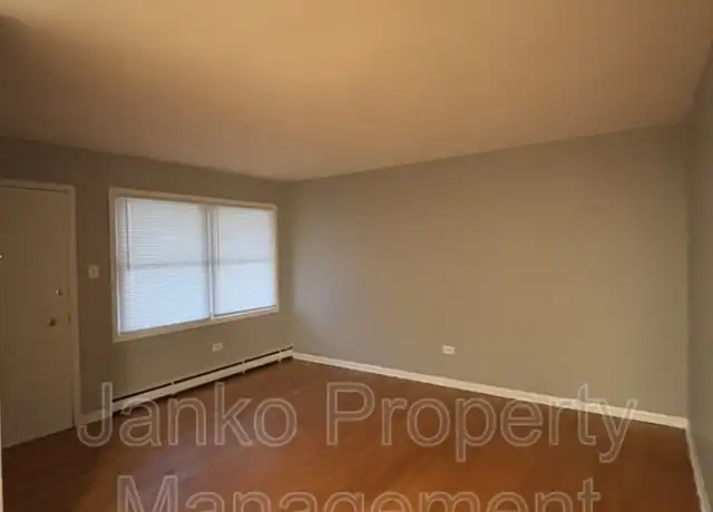 Property at 5003 Columbus Dr Unit B, Oak Lawn, IL, 60453, 1 bed, 1 bath, [object Object]
