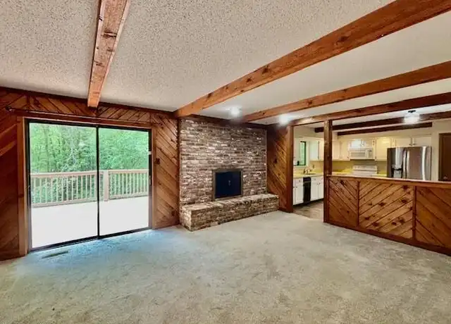 Property at 713 Pine Valley Rd, Knoxville, TN, 37923, 4 beds, 2 baths, [object Object]
