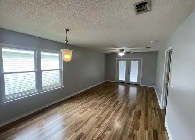 Property at 7590 Chablis Cir, Navarre, FL, 32566, 3 beds, 2 baths, [object Object]