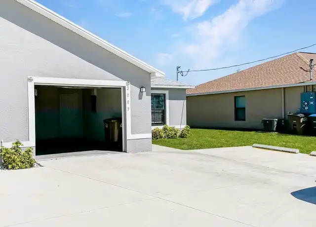 Property at 2003 Chiquita Blvd S, Cape Coral, FL, 33991, 3 beds, 2 baths, [object Object]