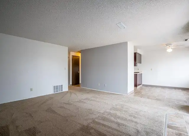 Property at Phoenix Manor / Seville - 425 S Olympia St, Kennewick, WA, 99336, 2 beds, 1-2 bath, [object Object]