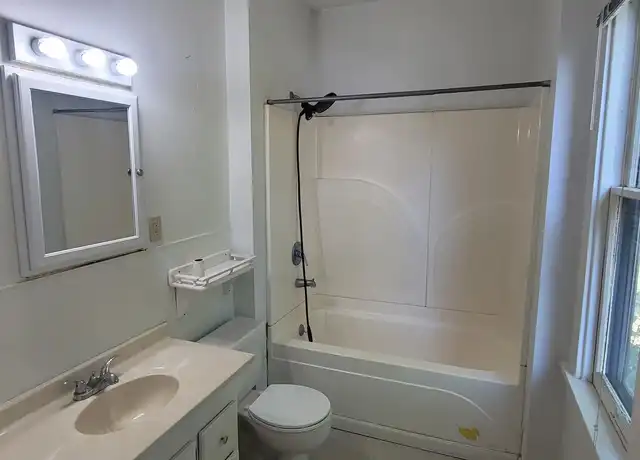 Property at 512 3rd Ave W, Kalispell, MT, 59901, 3 beds, 1.5 baths, [object Object]