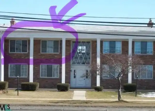 Property at 29252 Hoover Rd, Warren, MI, 48093, 1 bed, 1 bath, [object Object]