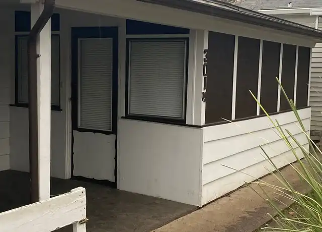 Property at 301 N Columbus Ave Unit 301, Medford, OR, 97501, 1 bed, 1 bath, [object Object]