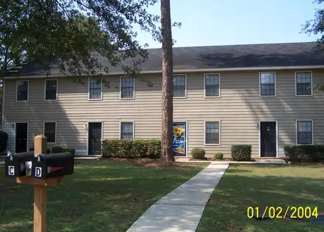 Property at 2702 Doncaster Dr, Albany, GA, 31707, 2 beds, 1.5 baths, [object Object]
