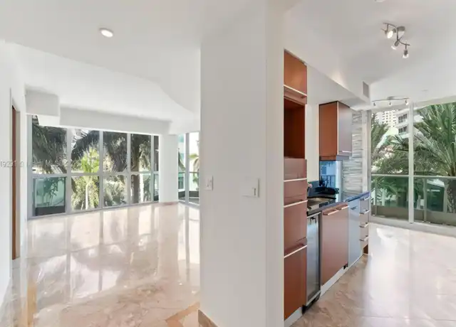 Property at 1331 Brickell Bay Dr #308, Miami, FL, 33131, 2 beds, 2 baths, [object Object]
