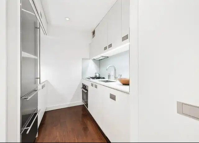 Property at 170 W 23rd St Unit 2G, New York, NY, 10011, 1 bed, 1 bath, [object Object]