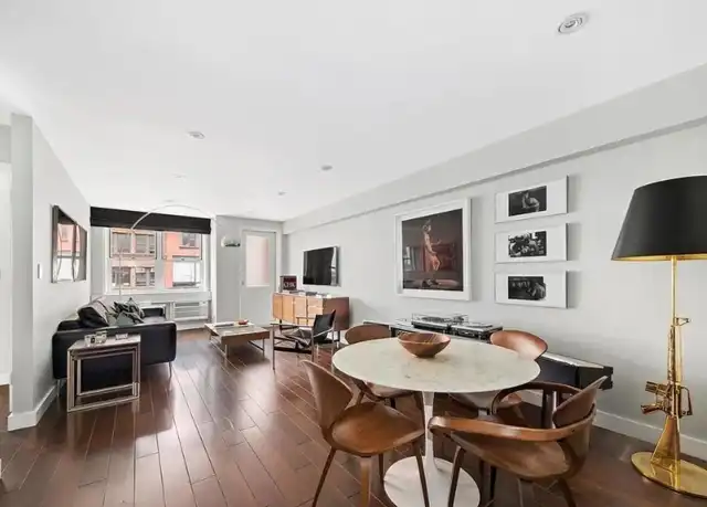 Property at 170 W 23rd St Unit 2G, New York, NY, 10011, 1 bed, 1 bath, [object Object]