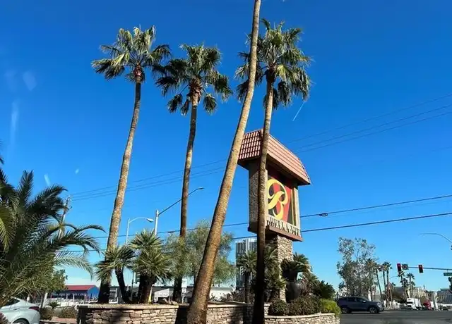 Property at 5295 Indian River Dr #316, Las Vegas, NV, 89103, 1 bed, 1 bath, [object Object]