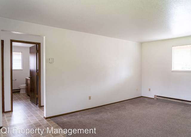 Photo of 1837 SW Queen Ave, Albany, OR 97321