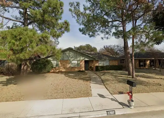 Property at 1707 Chisolm Trl, Lewisville, TX, 75077, 4 beds, 2 baths, [object Object]