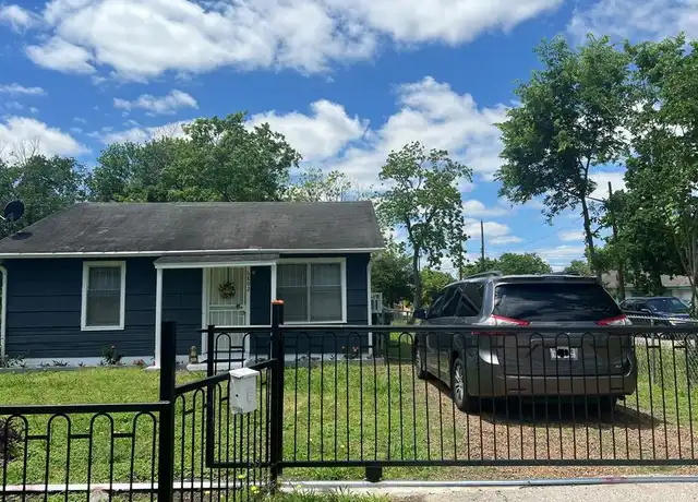 Property at 6802 Paris St, Houston, TX, 77021, 2 beds, 1 bath, [object Object]