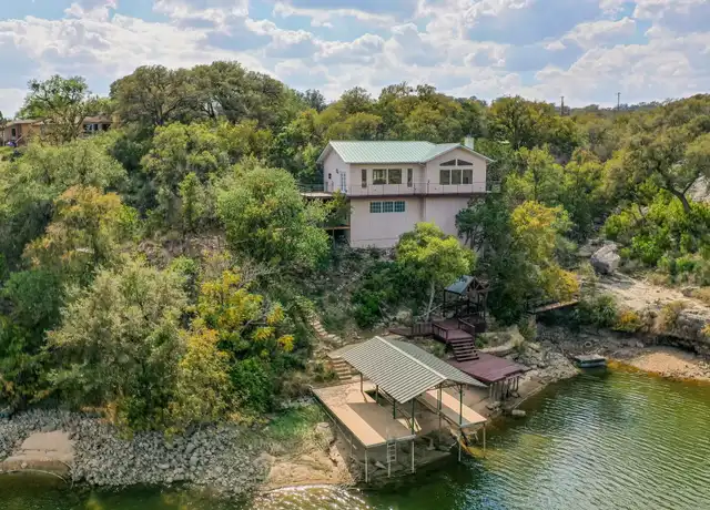 Property at 830 Los Escondidos St, Marble Falls, TX, 78654, 2 beds, 2 baths, [object Object]