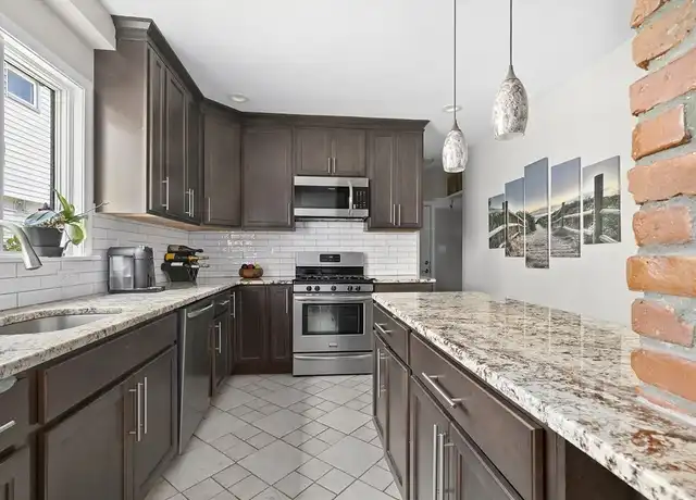 Property at 723 Fellsway Unit 1, Medford, MA, 02155, 3 beds, 1 bath, [object Object]