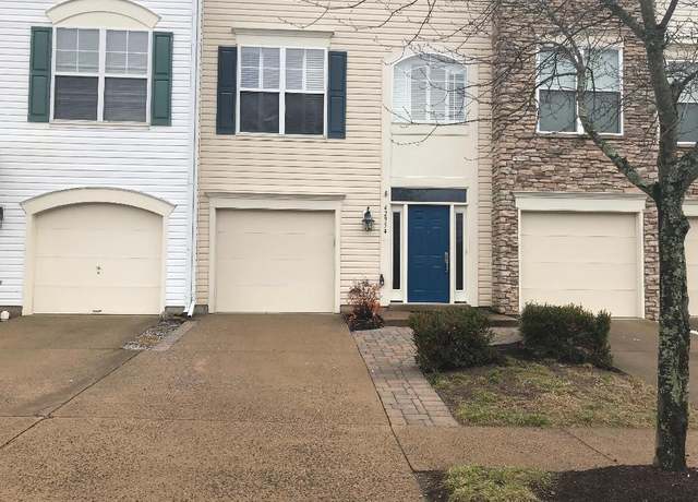 Photo of 42954 Beachall St, Chantilly, VA 20152