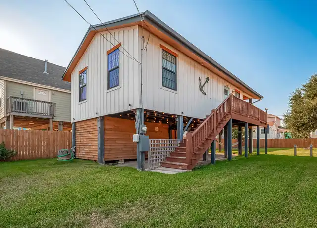 Property at 5824 Avenue R, Galveston, TX, 77551, 2 beds, 1 bath, [object Object]