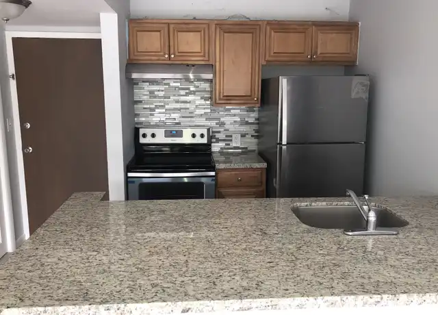 Property at 7750 Taft St Unit 1, Pembroke Pines, FL, 33024, 1 bed, 1 bath, [object Object]