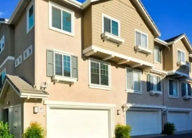 Property at 20 Coveside Ct, Buena Park, CA, 90621, 3 beds, 2.5 baths, [object Object]