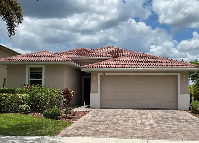 Property at 1509 Birdie Dr, Naples, FL, 34120, 3 beds, 2 baths, [object Object]
