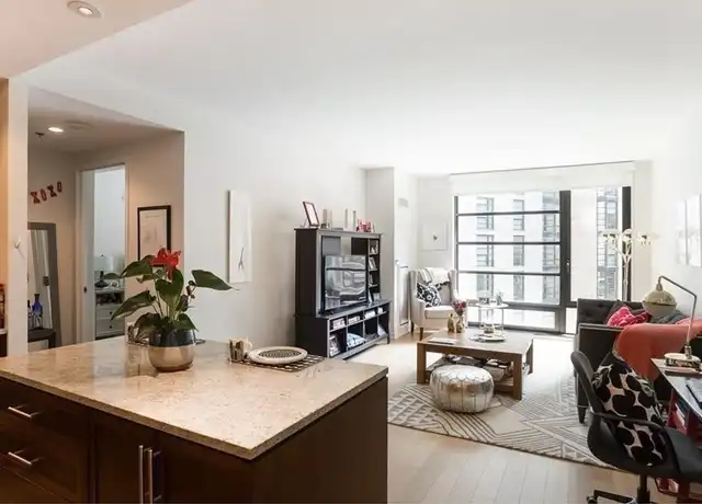 Property at 580 Washington St Unit 5D, Boston, MA, 02111, 1 bed, 1 bath, [object Object]