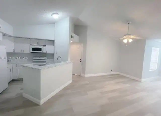 Property at 3310 Pinewalk Dr N #1835, Margate, FL, 33063, 1 bed, 1 bath, [object Object]