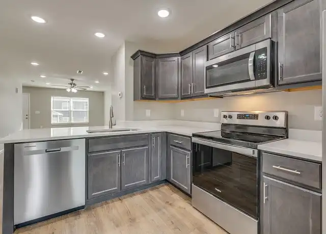 Property at Bristol View Townhomes - 1156 Bristol View Dr, Bristol, VA, 24201, 2 beds, 2.5 baths, [object Object]
