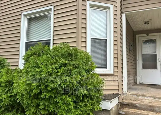 Property at 741 Fremont Ave NW, Grand Rapids, MI, 49504, 3 beds, 2 baths, [object Object]