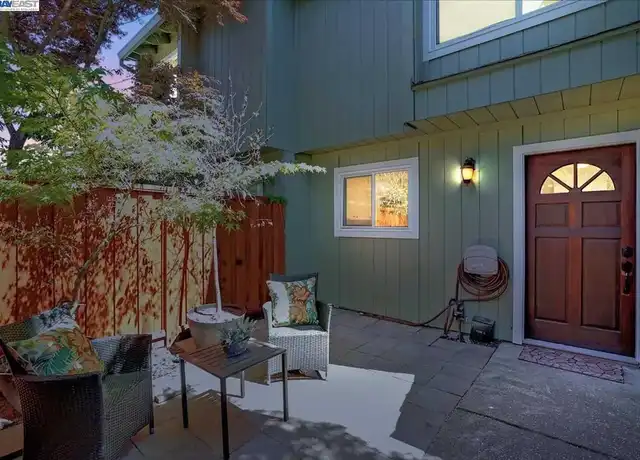 Property at 681 Racquet Club Cir, Rohnert Park, CA, 94928, 2 beds, 1.5 baths, [object Object]