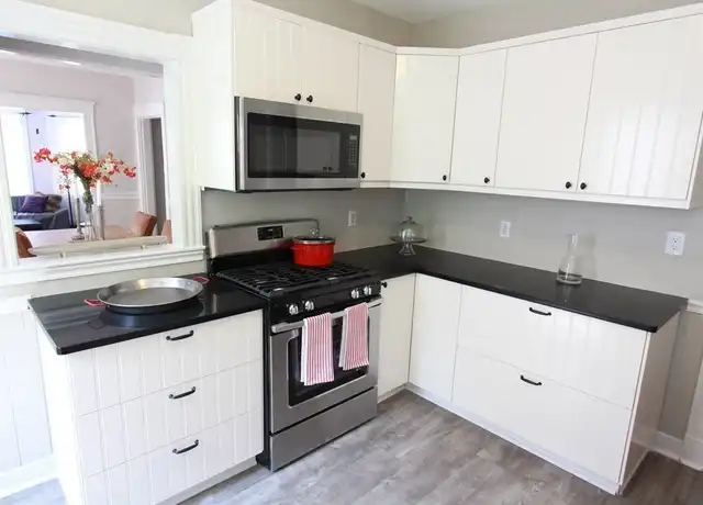 Property at 13 Woodland St #13, Belmont, MA, 02478, 3 beds, 1 bath, [object Object]