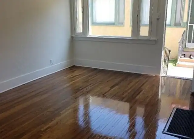 Property at 924 E 3rd St Unit 5, Long Beach, CA, 90802, 0 beds, 1 bath, [object Object]