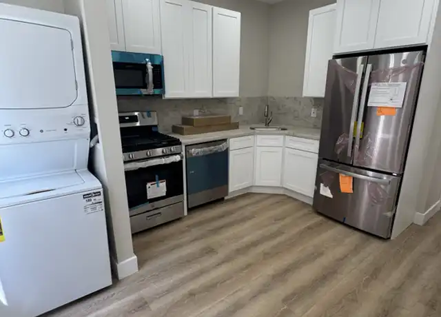 Property at 115 Carteret Ave Unit B, Jersey City, NJ, 07305, 3 beds, 2 baths, [object Object]