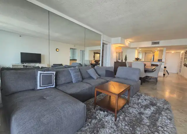 Property at 1717 N Bayshore Dr Unit B4141, Miami, FL, 33132, 3 beds, 2 baths, [object Object]