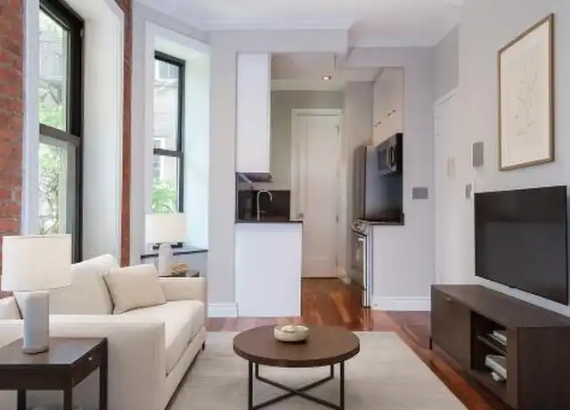 Property at 52 Barrow St Unit 1C, New York, NY, 10014, 1 bed, 1 bath, [object Object]