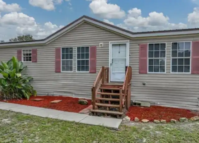 Property at 3126 Diana Dr, Zephyrhills, FL, 33541, 3 beds, 2 baths, [object Object]