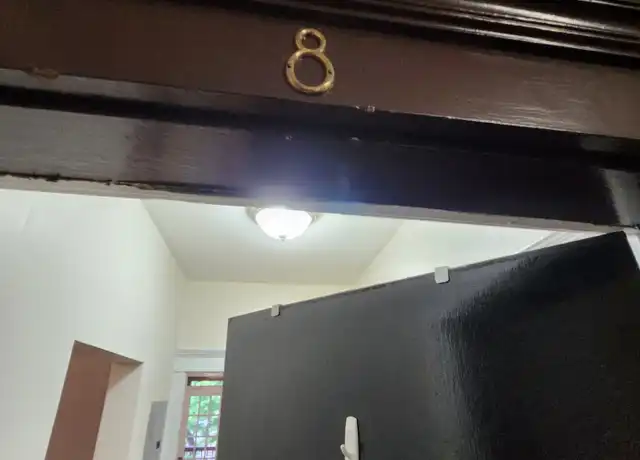 Property at 11 Melvin Ave Unit 8, Brighton, MA, 02135, 2 beds, 1 bath, [object Object]