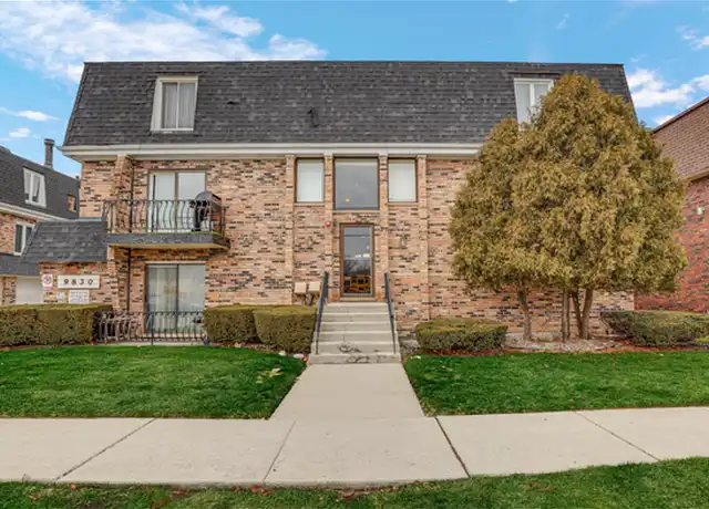 Property at 9830 Sayre Ave #16, Chicago Ridge, IL, 60415, 2 beds, 1.5 baths, [object Object]