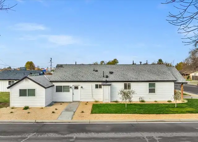 Property at 314 N Manila Ave Unit 2, Clovis, CA, 93612, 2 beds, 1 bath, [object Object]