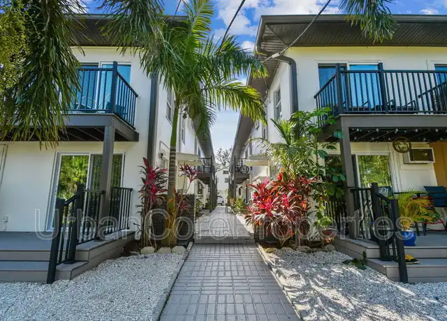 Property at 1023 Locust St NE Unit 21, St. Petersburg, FL, 33701, 1 bed, 1 bath, [object Object]