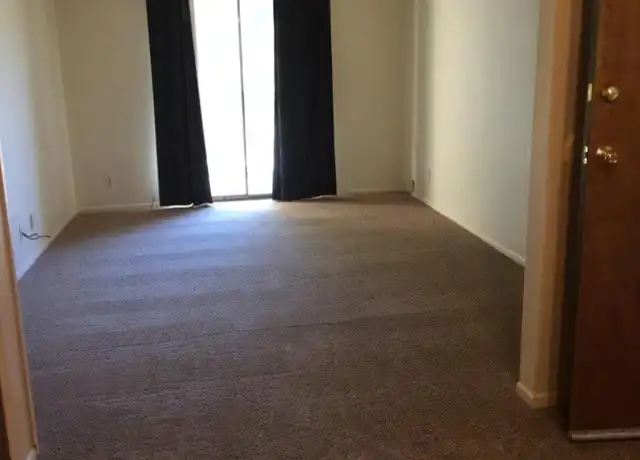 Property at 809 Pine St, Mt Shasta, CA, 96067, 2 beds, 1 bath, [object Object]