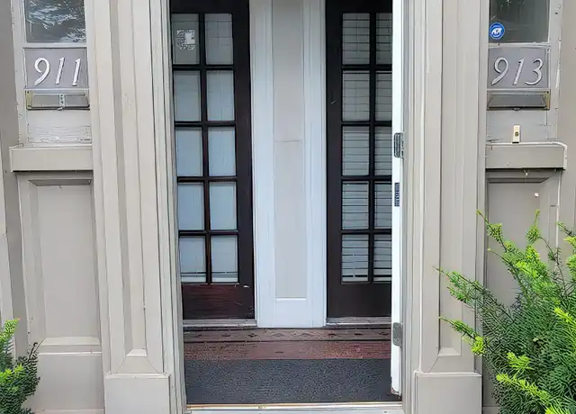 Property at 913 Alter Rd, Detroit, MI, 48215, 3 beds, 1 bath, [object Object]