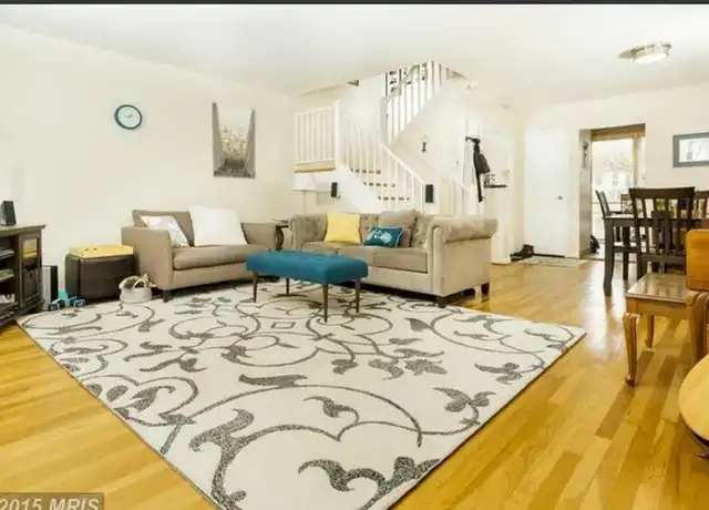 Property at 242 G St SW Unit TOP, Washington, DC, 20024, 2 beds, 1 bath, [object Object]