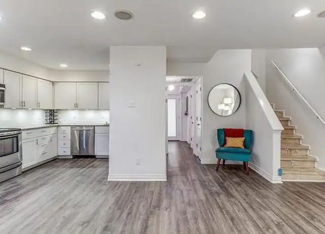 Property at 5808 Sandhurst Ln, Dallas, TX, 75206, 0 beds, 1 bath, [object Object]