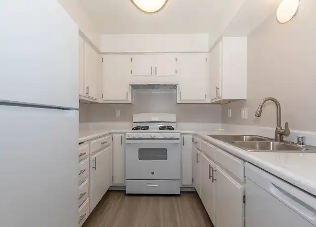 Property at Sienna Heights - 43519 Kirkland Ave, Lancaster, CA, 93535, 2-3 beds, 2-3 baths, [object Object]