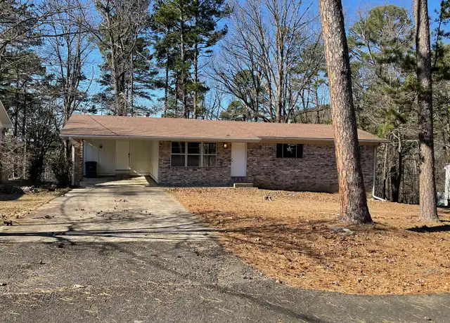 Property at 127 Charlon St, Hot Springs National Park, AR, 71913, 3 beds, 1.5 baths, [object Object]