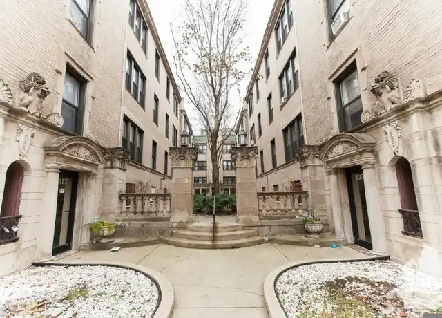 Property at 617 W Melrose St Unit 617-G, Chicago, IL, 60657, 0 beds, 1 bath, [object Object]