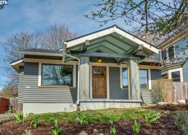 Property at 2425 SE Madison St, Portland, OR, 97214, 3 beds, 2 baths, [object Object]