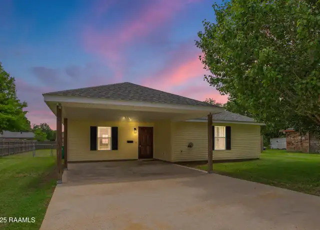 Property at 314 East Dr, New Iberia, LA, 70563, 3 beds, 2 baths, [object Object]