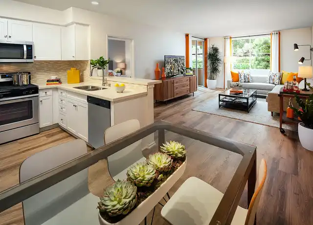 Property at Las Palmas Apartment Homes - 100 Las Palmas Dr, Irvine, CA, 92602, 1-2 bed, 1-2 bath, [object Object]