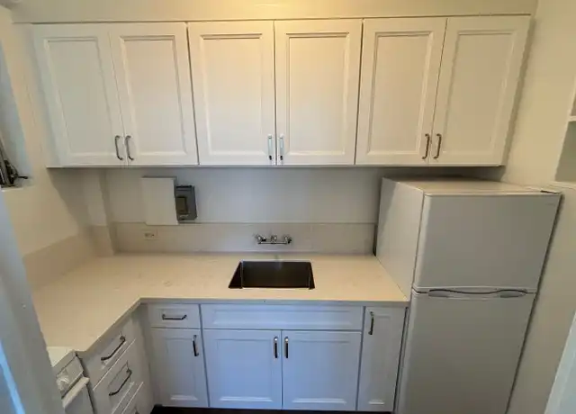 Property at 1350 Kinau St Unit 12, Honolulu, HI, 96814, 1 bed, 1 bath, [object Object]